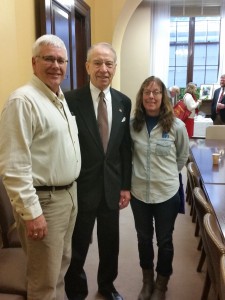 Senator Grassley with Mark and Melanie Peterson. Photo credit: NSAC